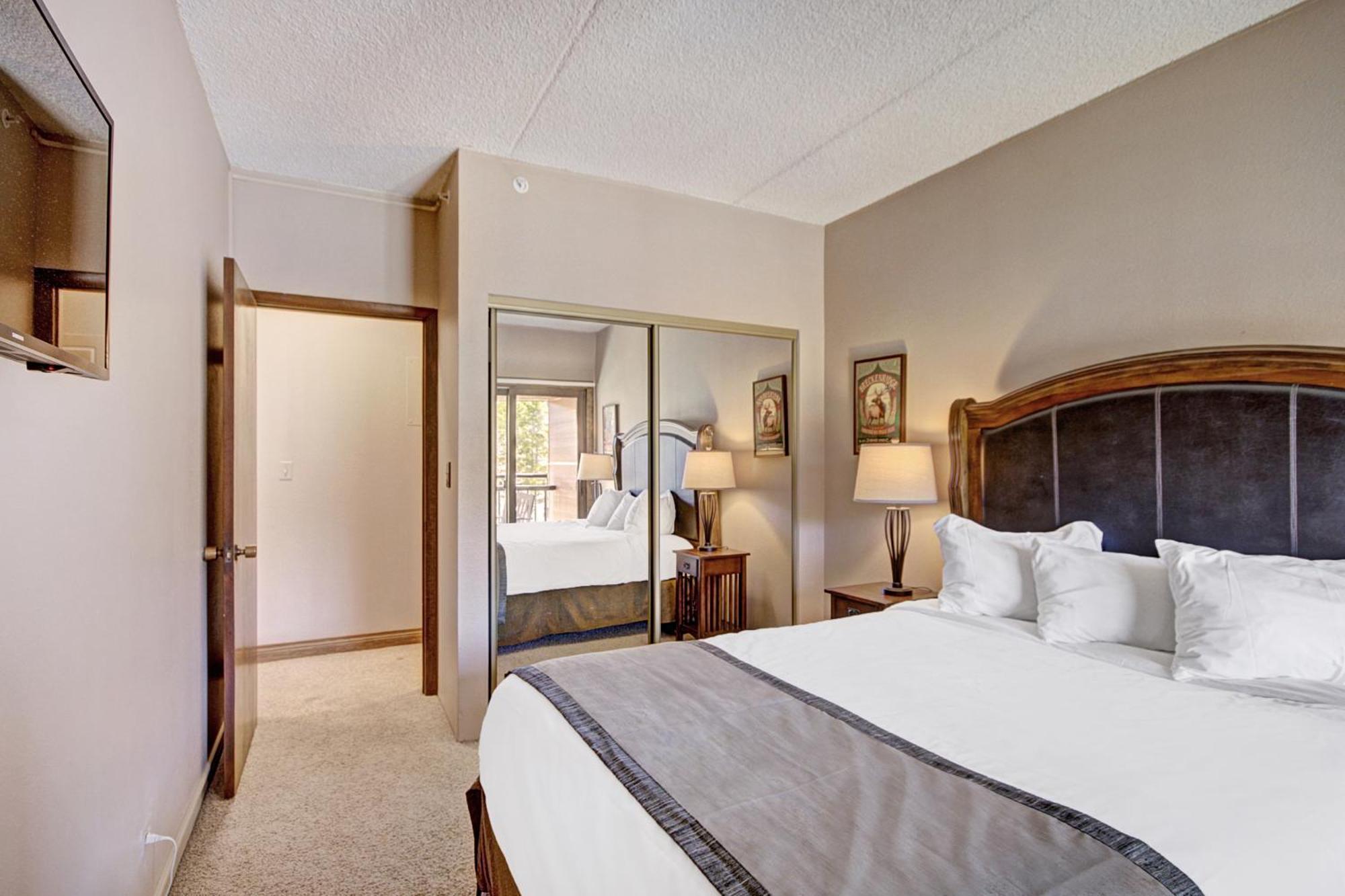 Village At 3* Breckenridge